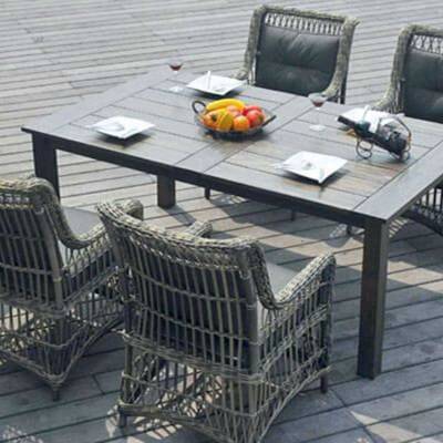 Outdoor Tables in Bihar