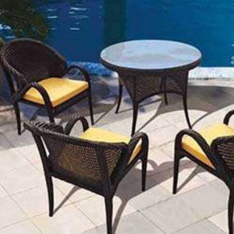 D 107 Outdoor Tables Manufacturers, Wholesalers, Suppliers in Delhi