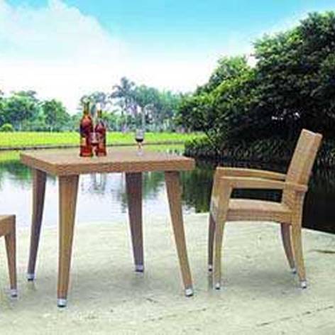 D 26 Outdoor Tables Manufacturers, Wholesalers, Suppliers in Delhi