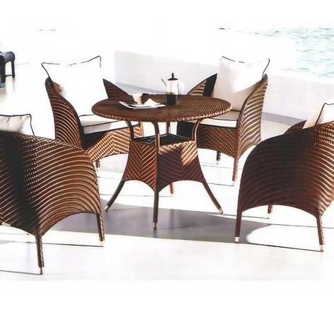 D 42 Outdoor Dining Set Manufacturers, Wholesalers, Suppliers in Chandigarh