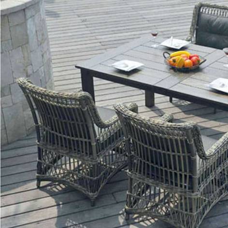 MPOD 01 Lawn Dining Set Manufacturers, Wholesalers, Suppliers in Delhi