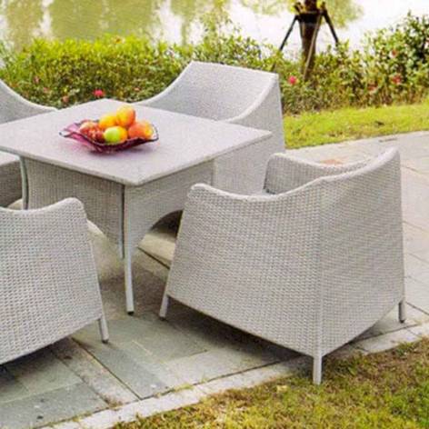MPOD 04 Lawn Dining Set Manufacturers, Wholesalers, Suppliers in Delhi