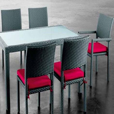 MPOD 31 Rattan Tables Manufacturers, Wholesalers, Suppliers in Chandigarh