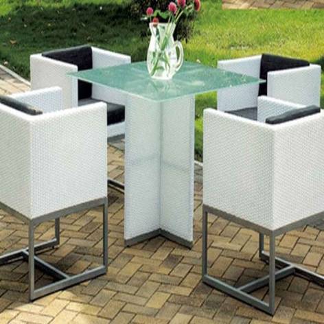 MPOD 76 Rattan Tables Manufacturers, Wholesalers, Suppliers in Chandigarh