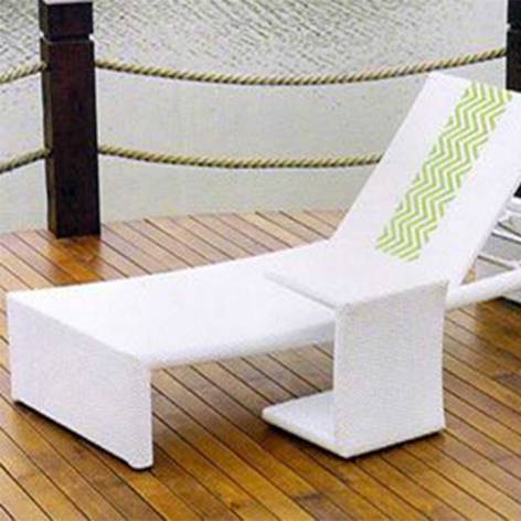 MPOL 09 Rattan Lounger Manufacturers, Wholesalers, Suppliers in Delhi