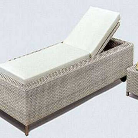 MPOL 22 Garden Loungers Manufacturers, Wholesalers, Suppliers in Andhra Pradesh