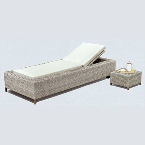 MPOL 22 Poolside Lounger Manufacturers, Wholesalers, Suppliers in Chhattisgarh