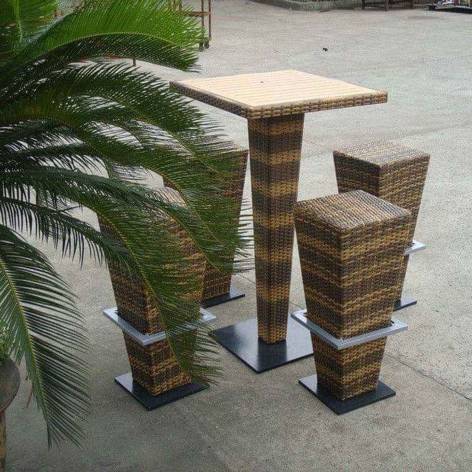 WB 24 Bar Stool Manufacturers, Wholesalers, Suppliers in Bihar
